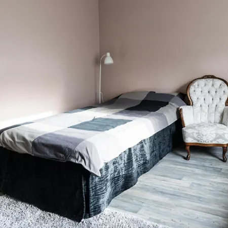 Apartamento Cozy - 7 Min To Tampere Airport - Free Parking *